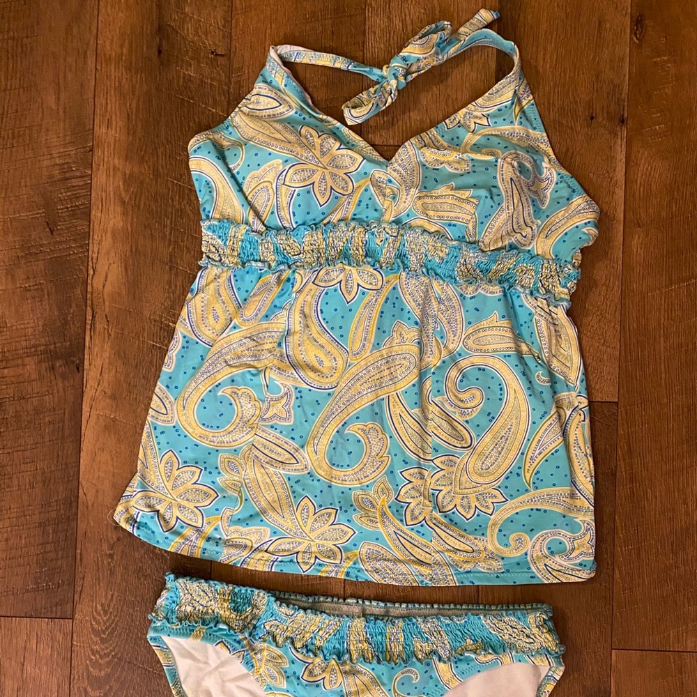 A Pea in the Pod paisley tankini swimsuit large